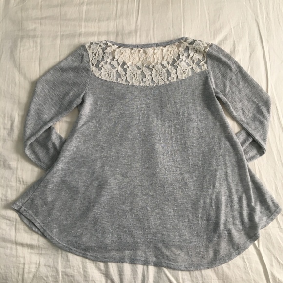 🎉HP🎉Rewind Gray Long Sleeve w/ Lace - Picture 3 of 5